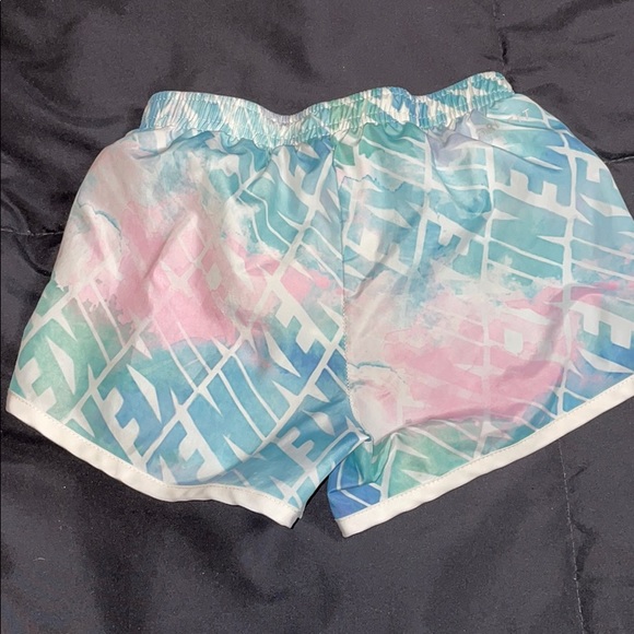 Nike Dri-Fit Two Piece Set - Picture 5 of 6